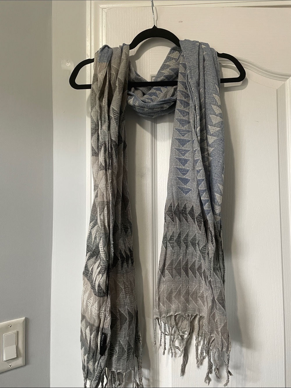 Maurices Blue and Gray Geometric women’s Scarf